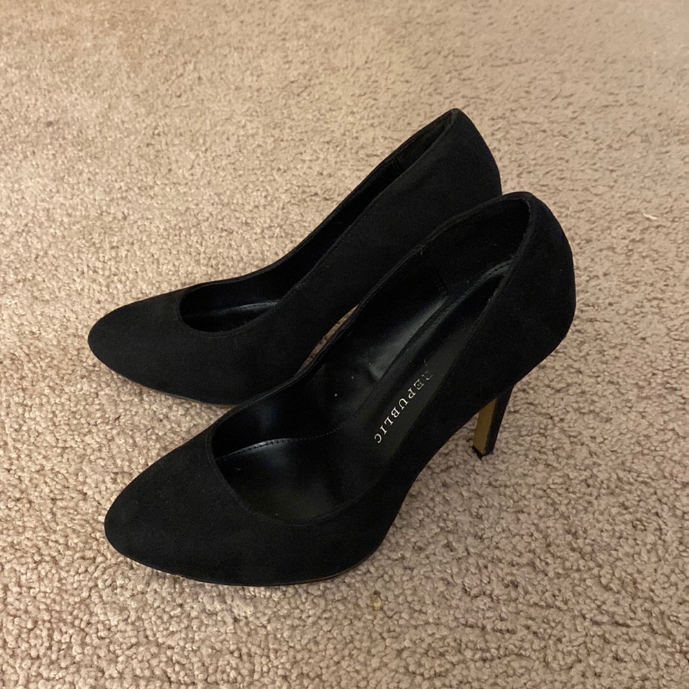 Rock & Republic Womens Black Suede Stiletto High Heel Shoes Size 8